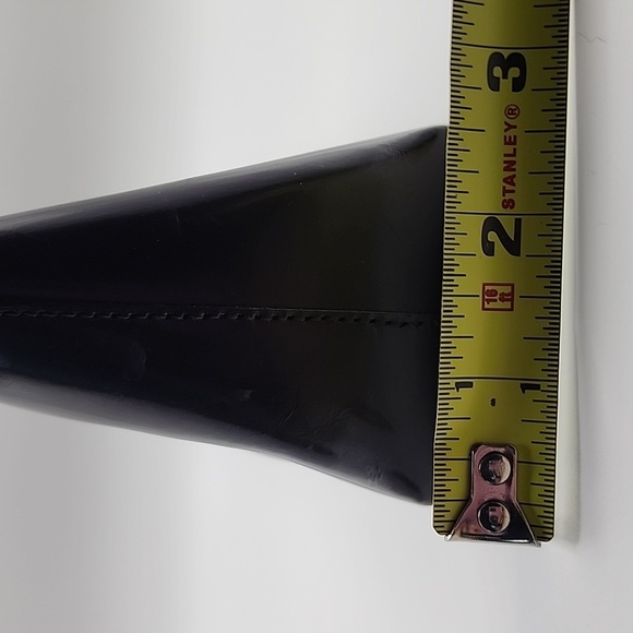 Gucci Black Leather‎ Toiletry Bag - Picture 10 of 15